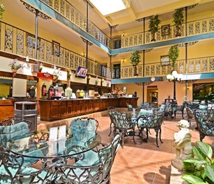 Best Western Chateau Louisianne Suite Hotel