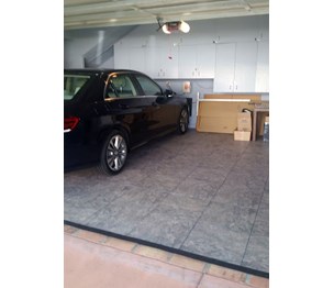 Lux Garage & Closet Inc