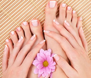 Top Nails