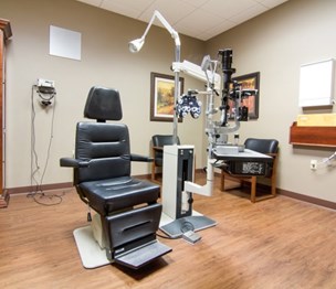 Geoffrey M. Kwitko, MD, FACS.